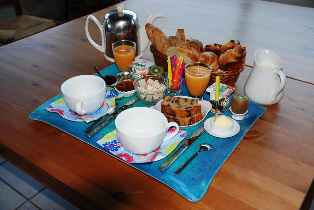 Les Jardins Du Mas Evesque Bed & Breakfast Rousson  Room photo