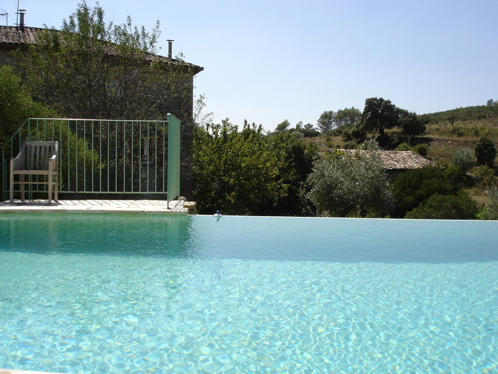 Les Jardins Du Mas Evesque Bed & Breakfast Rousson  Room photo