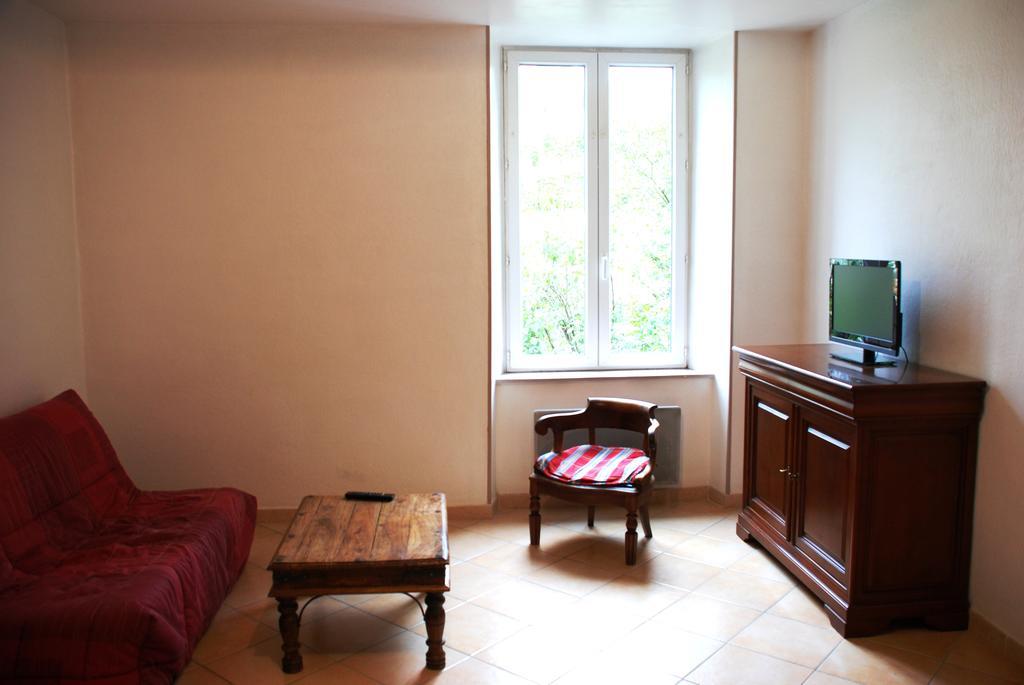 Les Jardins Du Mas Evesque Bed & Breakfast Rousson  Room photo