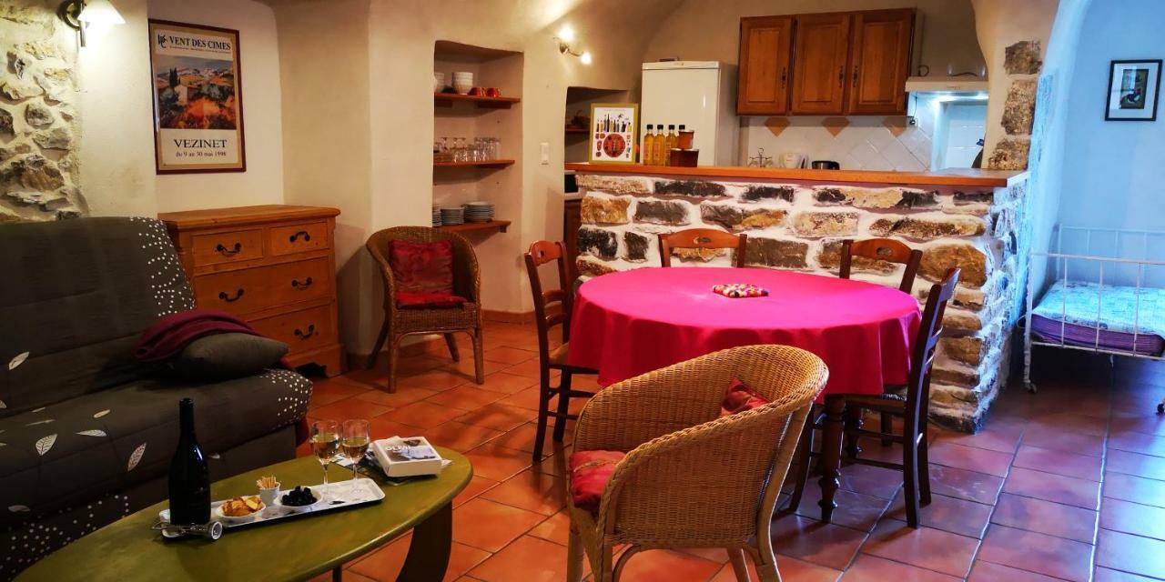 Les Jardins Du Mas Evesque Bed & Breakfast Rousson  Exterior photo
