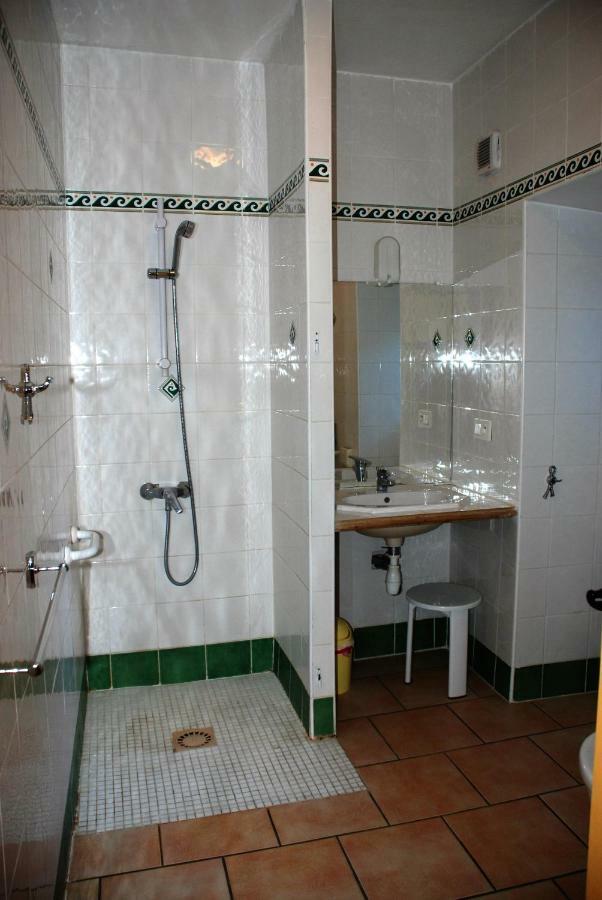 Les Jardins Du Mas Evesque Bed & Breakfast Rousson  Exterior photo