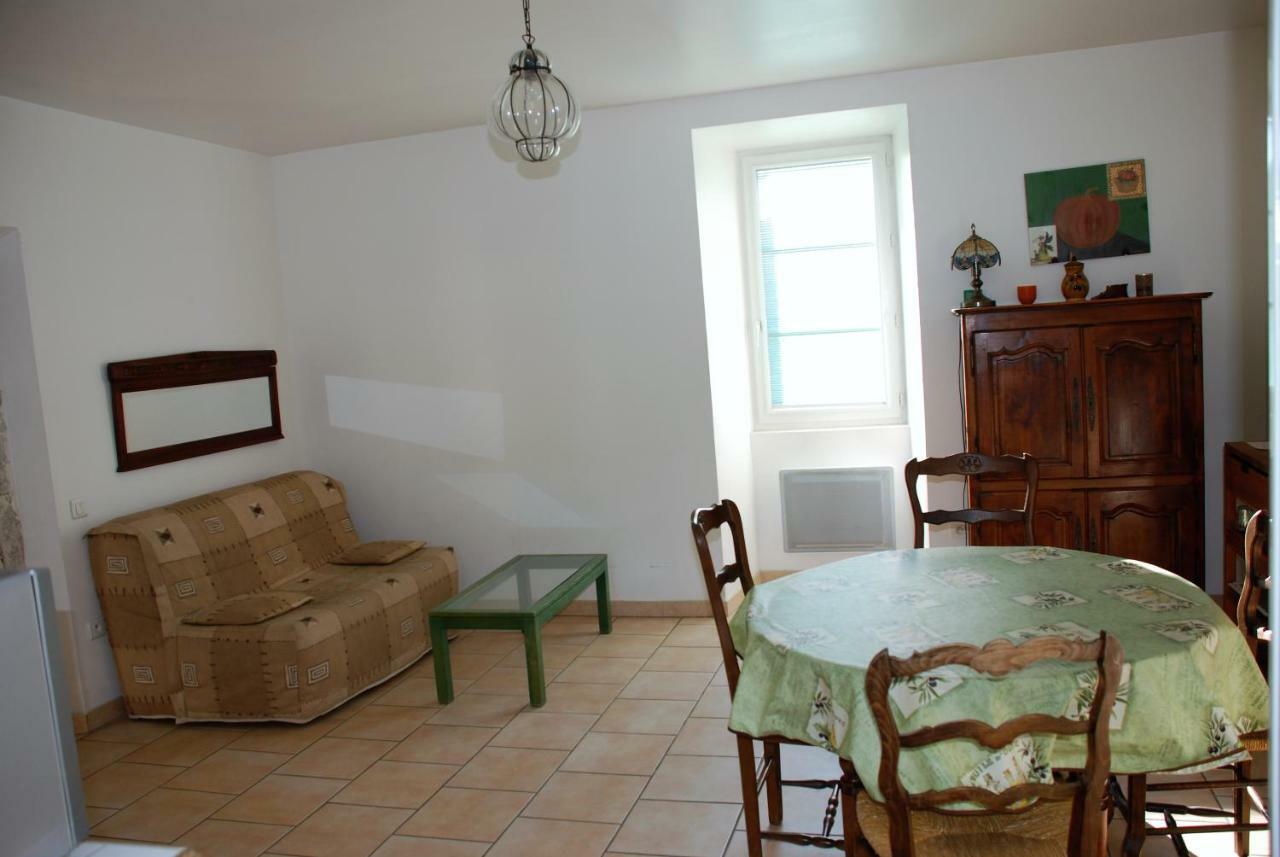 Les Jardins Du Mas Evesque Bed & Breakfast Rousson  Exterior photo